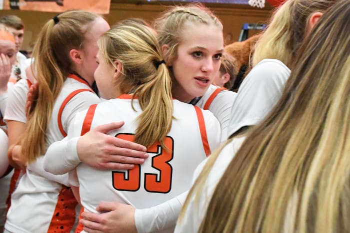 a Silverton Crater 5A Oregon girls basketball final 2024 Leon Neuschwander 85